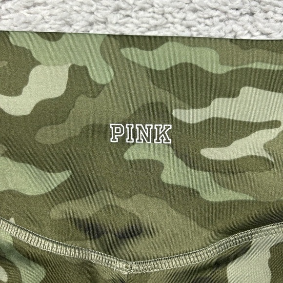 Pink Shorts Womens Extra Small Ultimate Camouflage Activewear Pockets Gym Fit - Picture 3 of 4
